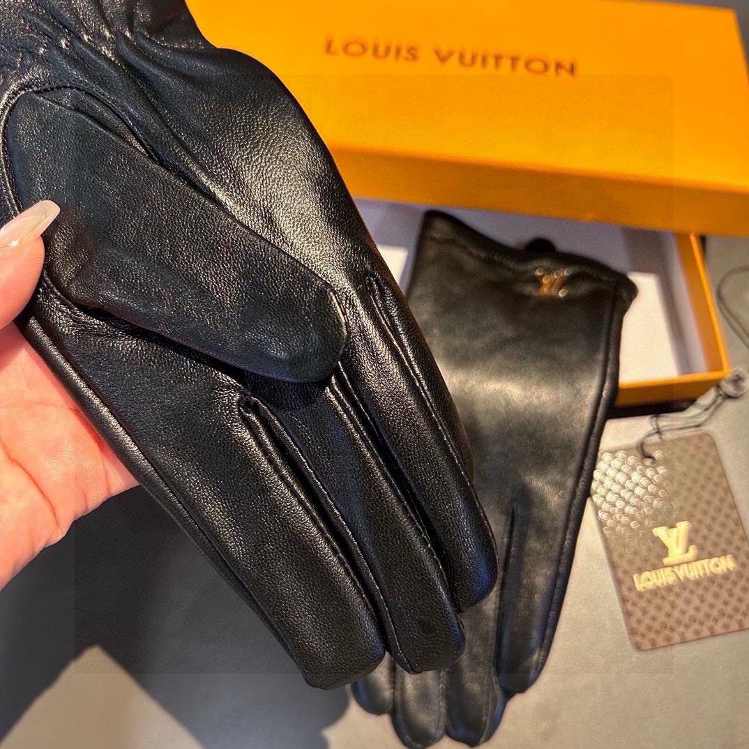 Louis Vuitton Gloves